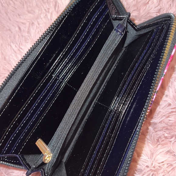 Betsey Johnson Wallet - Picture 5 of 7